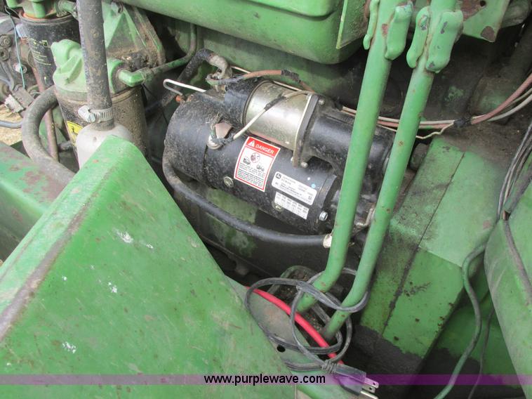 image for item A8663 1982 John Deere 8630 4WD tractor