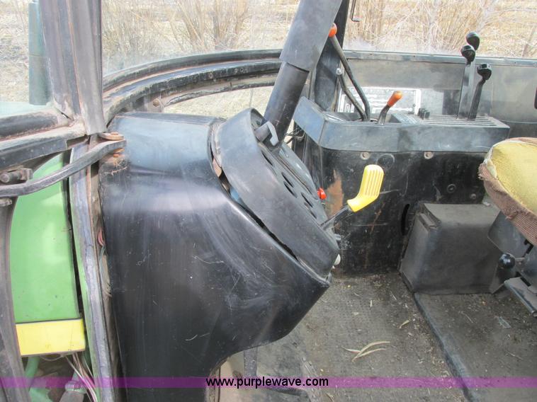 image for item A8663 1982 John Deere 8630 4WD tractor