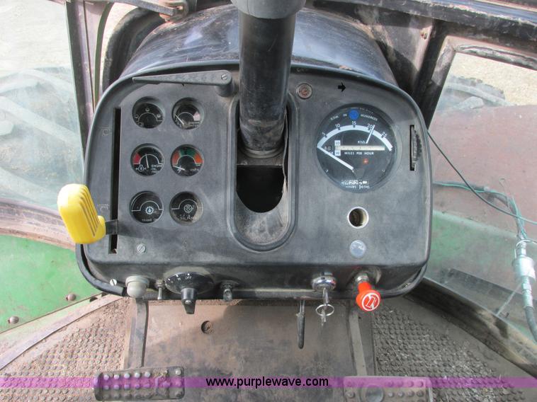 image for item A8663 1982 John Deere 8630 4WD tractor