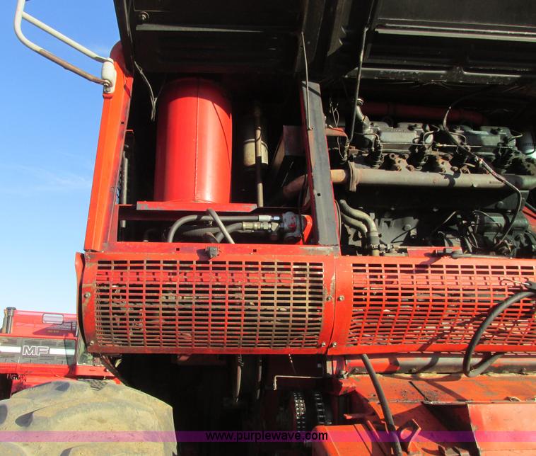 image for item A8664 1983 Massey-Ferguson 860 combine