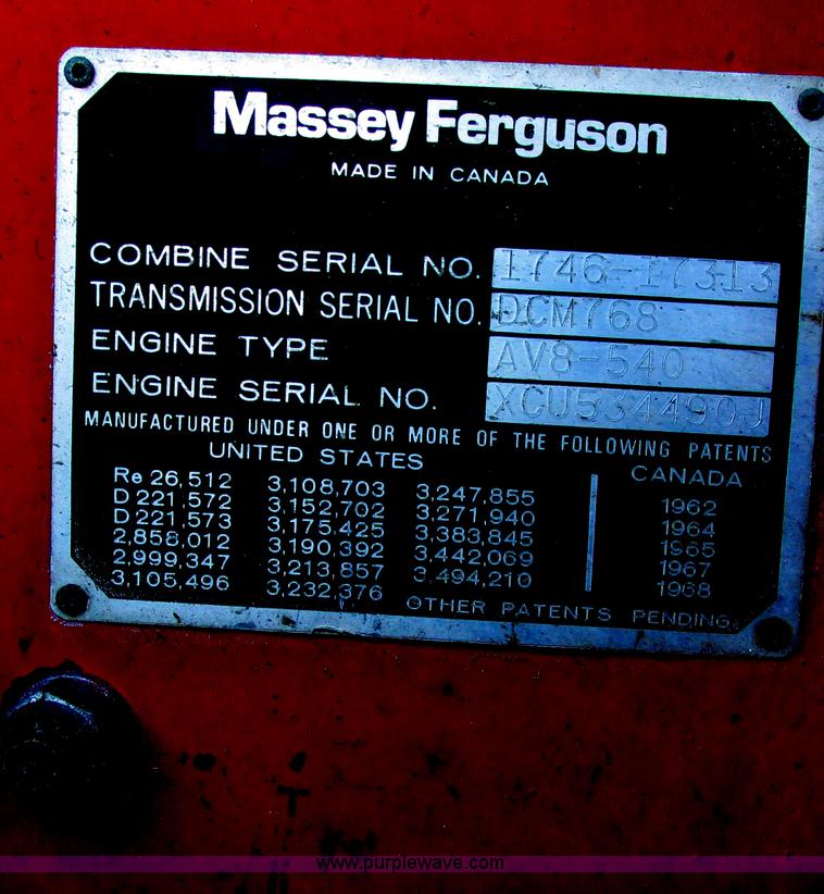 image for item A8664 1983 Massey-Ferguson 860 combine