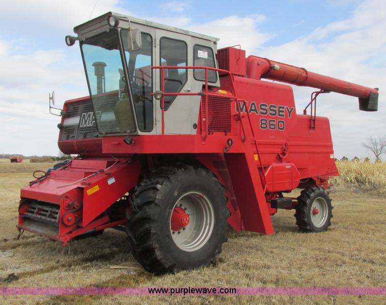 image for item A8665 1987 Massey-Ferguson 860 combine