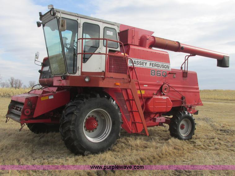 image for item A8666 1985 Massey-Ferguson 860 combine