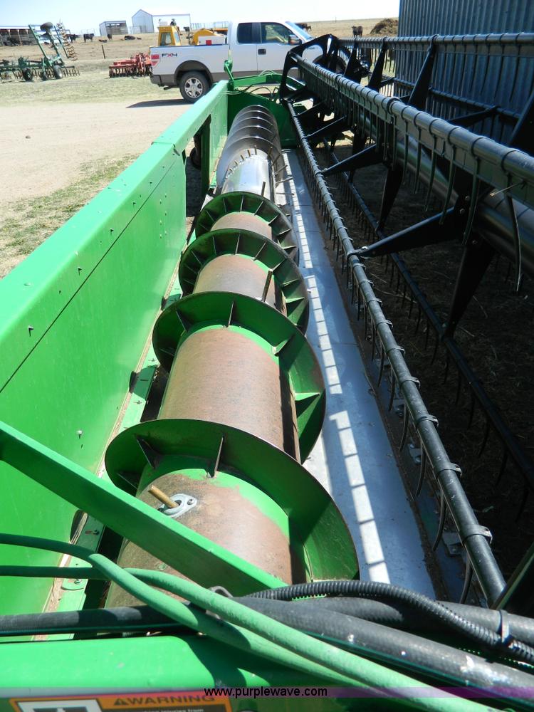 image for item AQ9483 2002 John Deere 925F flex platform head