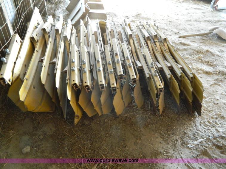 image for item AQ9488 (16) Buffalo planter shields