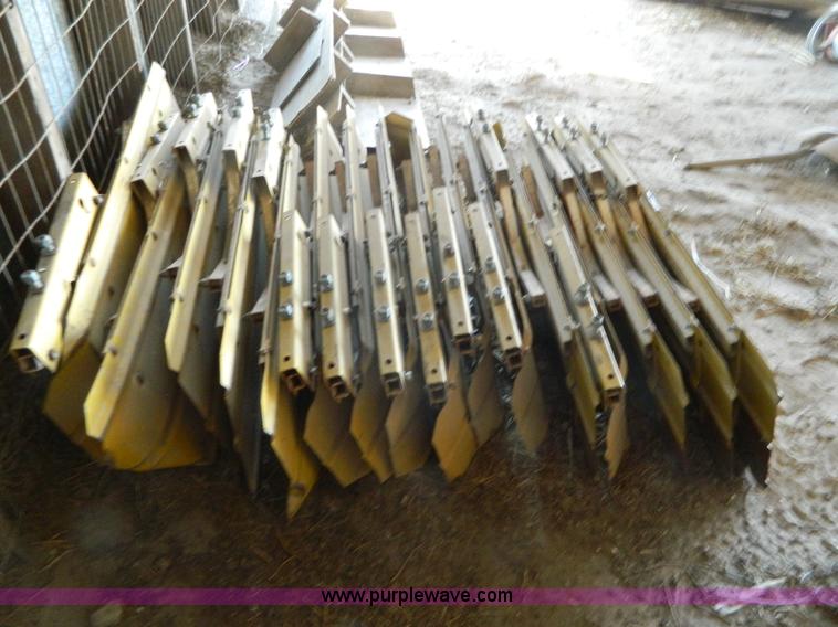 image for item AQ9488 (16) Buffalo planter shields