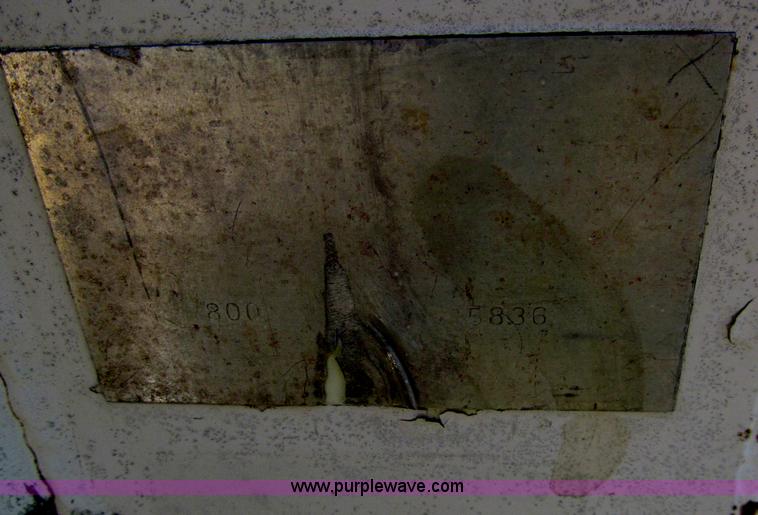 image for item AQ9838 Great Bend 800 Work-Master loader