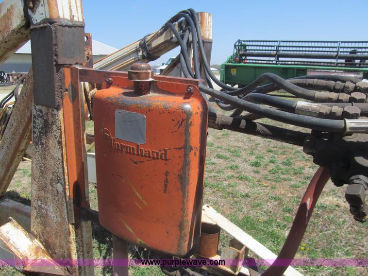 image for item AQ9839 Great Bend 800 Hi-Master loader