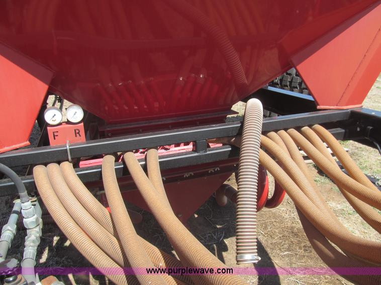 image for item AQ9844 AGCO White SC144 seed cart