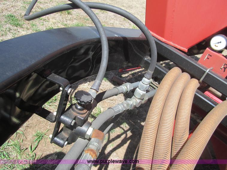 image for item AQ9844 AGCO White SC144 seed cart