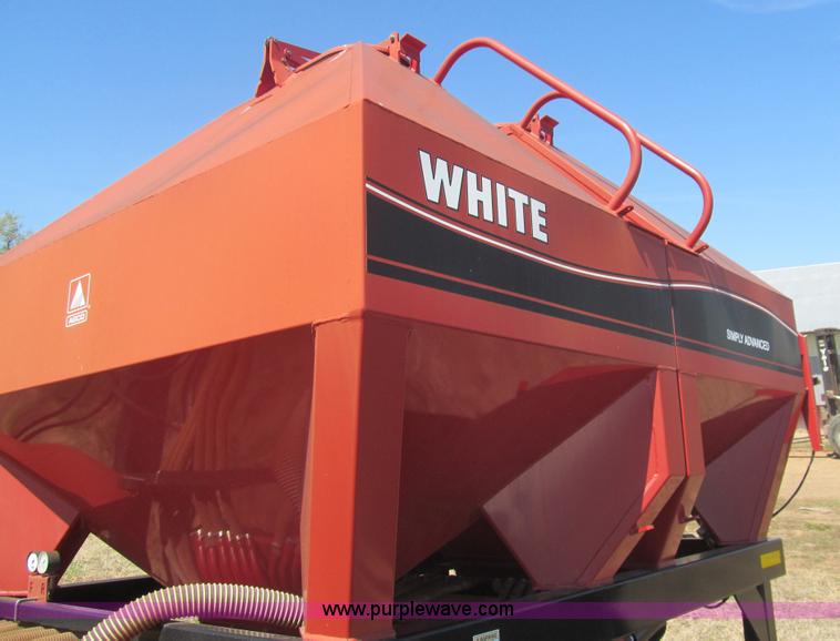 image for item AQ9844 AGCO White SC144 seed cart