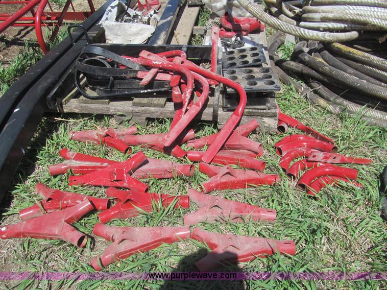 image for item AQ9844 AGCO White SC144 seed cart