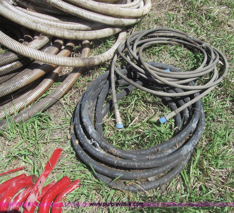 image for item AQ9844 AGCO White SC144 seed cart