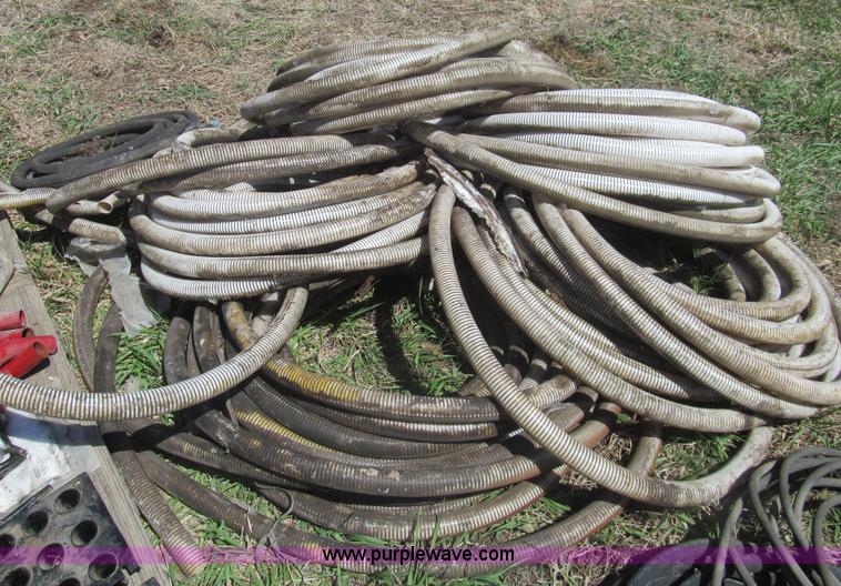 image for item AQ9844 AGCO White SC144 seed cart