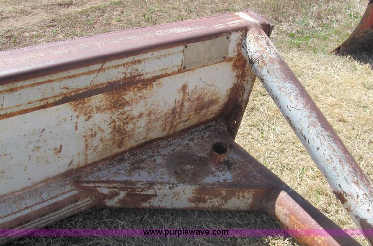 image for item AQ9845 8' loader blade attachment