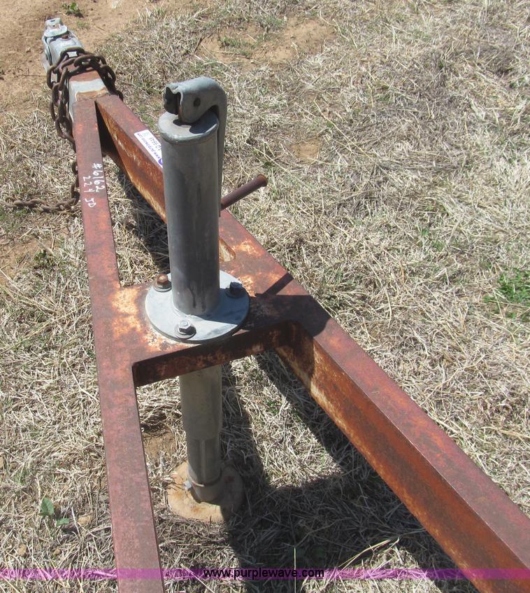 image for item AQ9848 20' header trailer