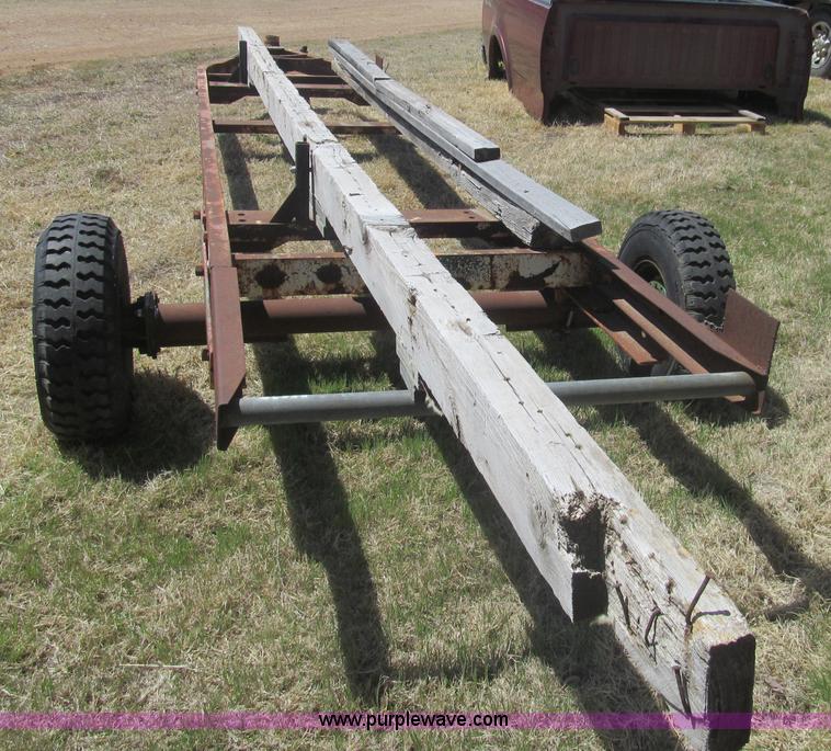 image for item AQ9849 Terra-Knife 19' header trailer