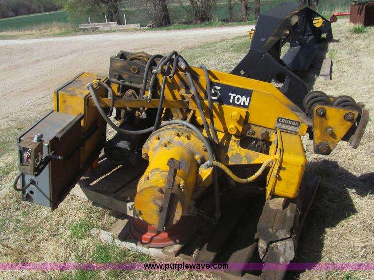 image for item AQ9860 Louden five ton hoist