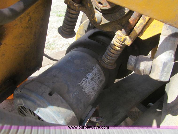 image for item AQ9860 Louden five ton hoist