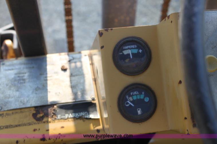 image for item B8409 Massey-Ferguson H50 rough terrain forklift