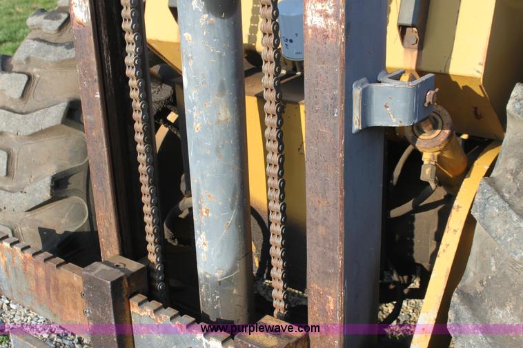 image for item B8409 Massey-Ferguson H50 rough terrain forklift