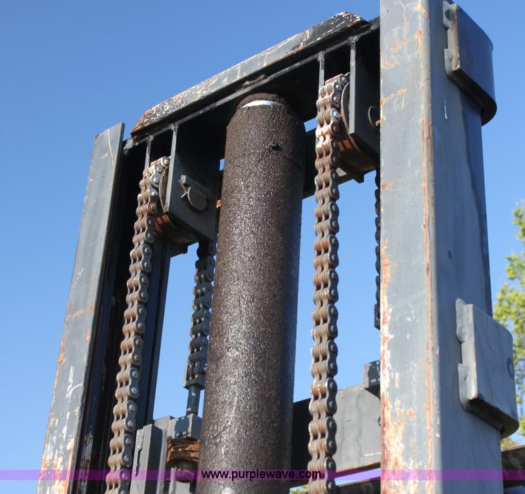 image for item B8409 Massey-Ferguson H50 rough terrain forklift