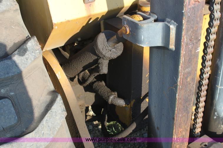 image for item B8409 Massey-Ferguson H50 rough terrain forklift