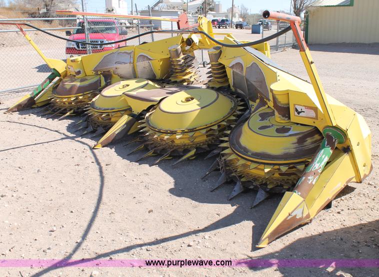 image for item C3814 2007 John Deere 678 rotary forage head