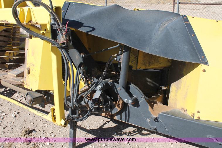 image for item C3814 2007 John Deere 678 rotary forage head