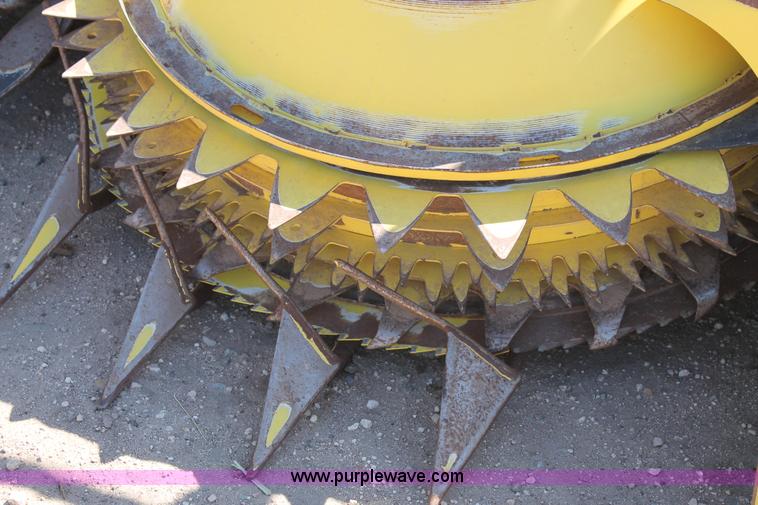 image for item C3814 2007 John Deere 678 rotary forage head