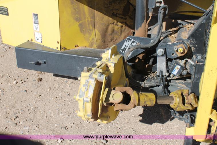 image for item C3814 2007 John Deere 678 rotary forage head