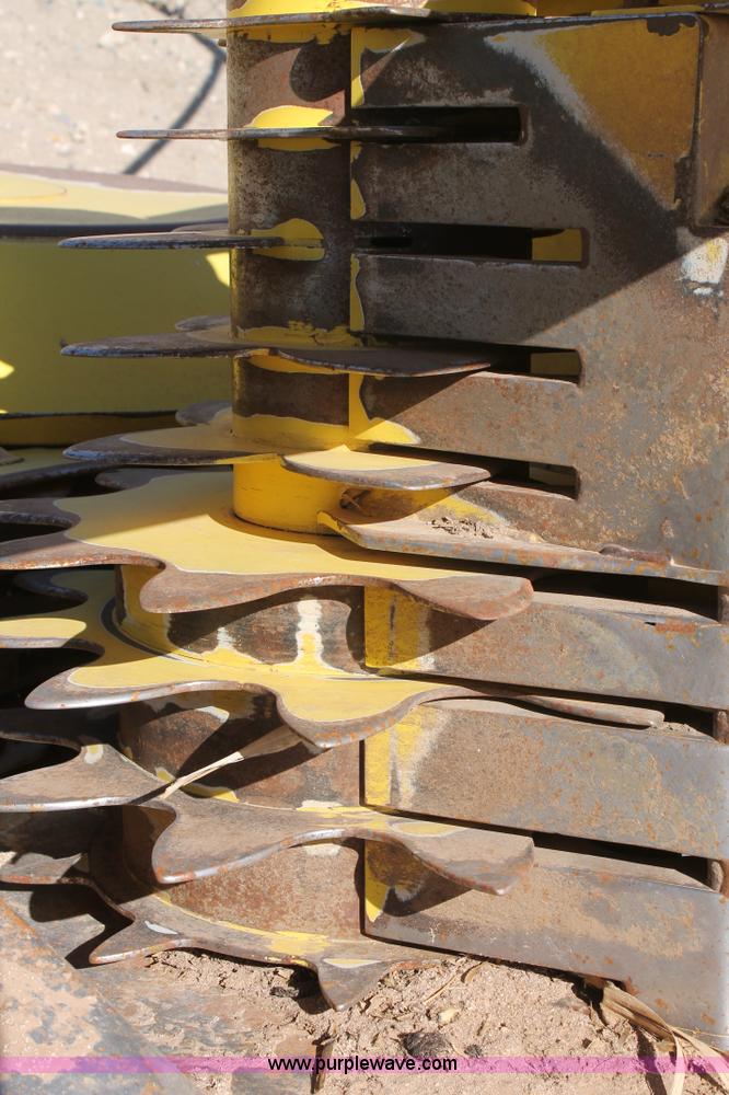 image for item C3814 2007 John Deere 678 rotary forage head