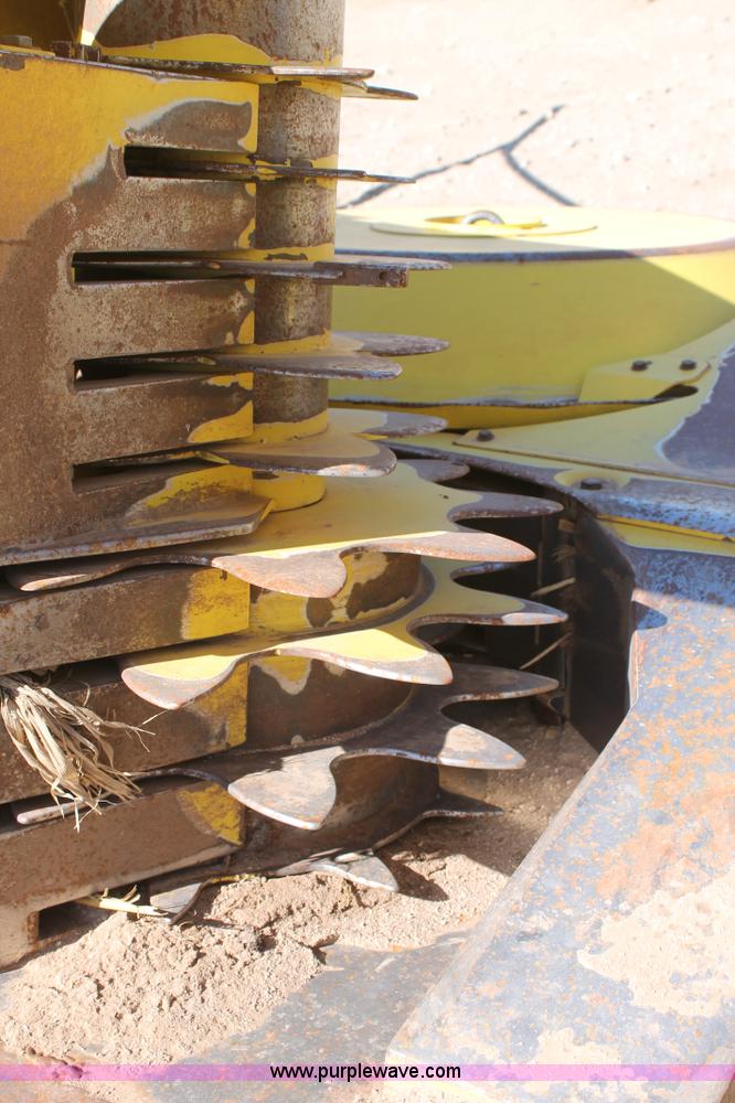 image for item C3814 2007 John Deere 678 rotary forage head