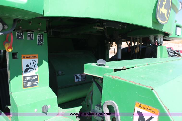 image for item C3816 2007 John Deere 7800 forage harvester
