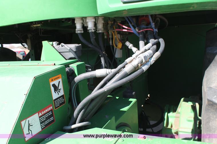 image for item C3816 2007 John Deere 7800 forage harvester