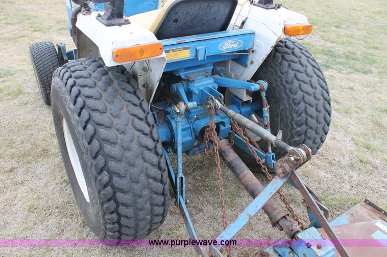 image for item C3827 1994 Ford 1620HST tractor