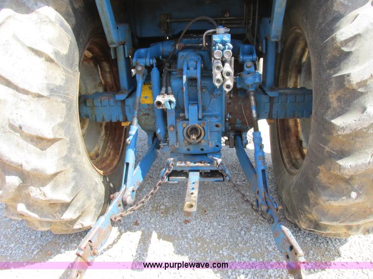 image for item D3957 1982 Ford 7710 tractor
