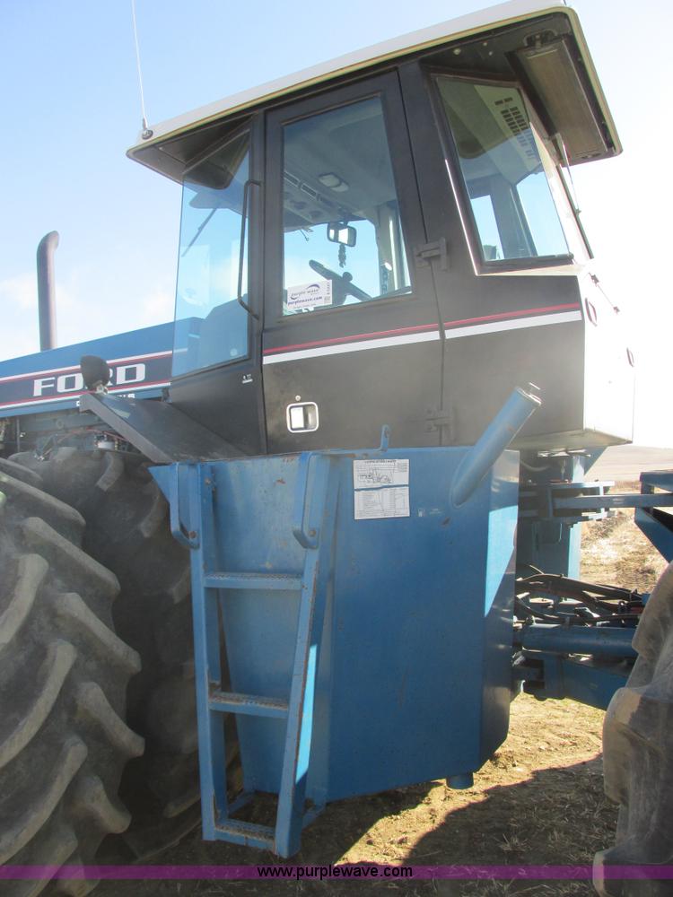 image for item E5441 1993 Ford 946 Versatile 4WD tractor