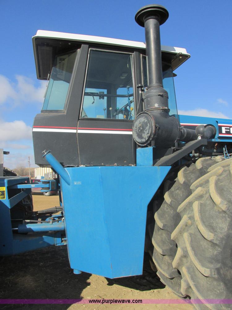 image for item E5441 1993 Ford 946 Versatile 4WD tractor