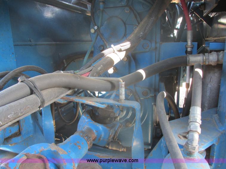 image for item E5441 1993 Ford 946 Versatile 4WD tractor