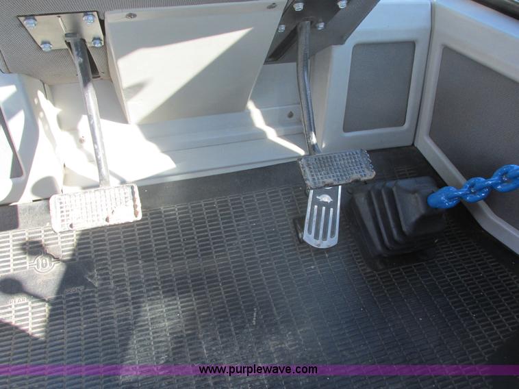 image for item E5441 1993 Ford 946 Versatile 4WD tractor