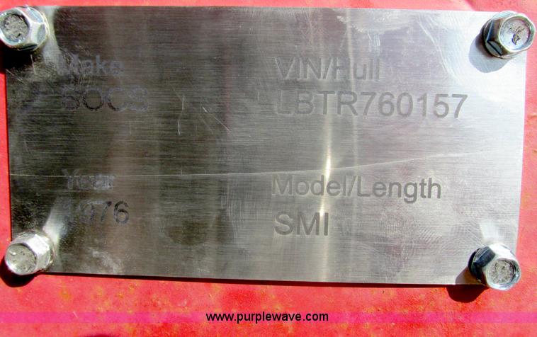 image for item E5442 1976 Bobcat 52' live bottom trailer