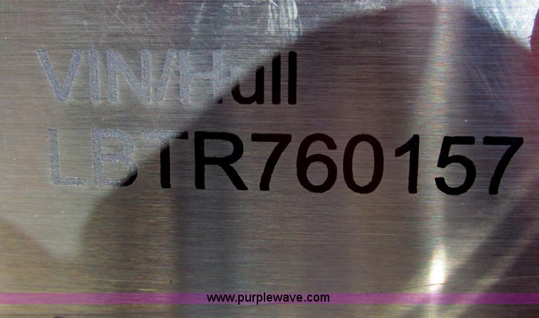 image for item E5442 1976 Bobcat 52' live bottom trailer