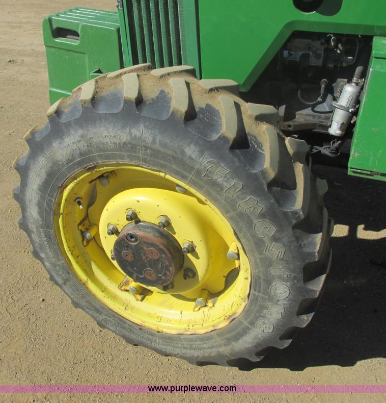 image for item E5444 2001 John Deere 5410 MFWD tractor