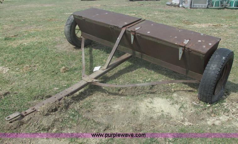 image for item E5466 F&L drop seeder
