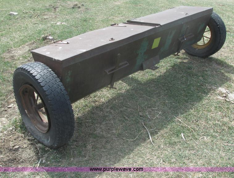 image for item E5466 F&L drop seeder