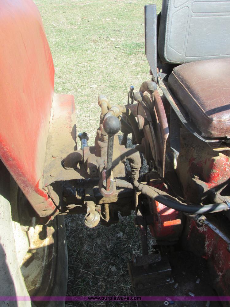 image for item E5474 International 354 tractor