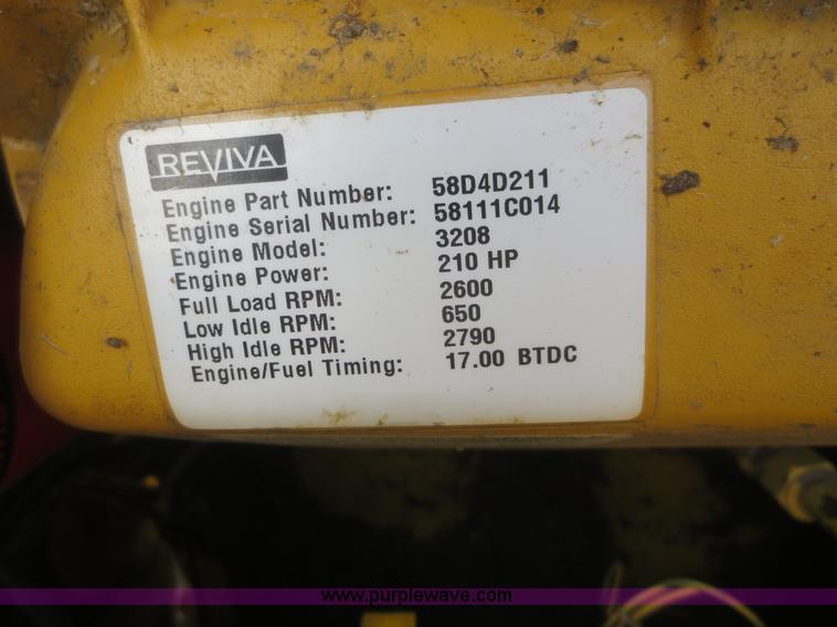 image for item F6900 1989 New Holland TR86 RWA combine