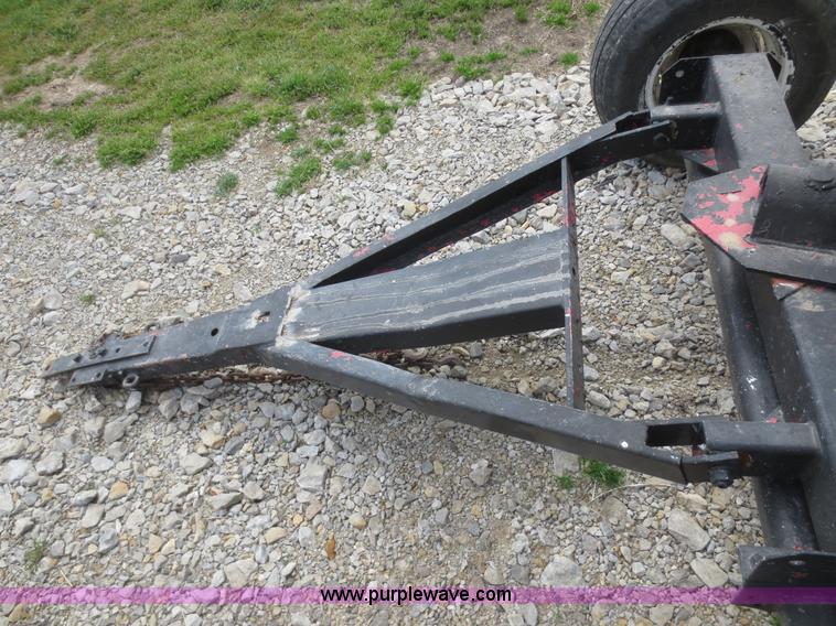 image for item F6900 1989 New Holland TR86 RWA combine