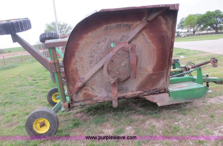 image for item F6917 John Deere 1508 batwing mower